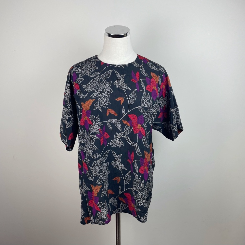Ship'n Shore Innervisions Black White Purple Red Floral Blouse Top Vintage Women